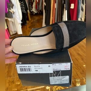 Sz 7 NiB Pelle Moda shoes